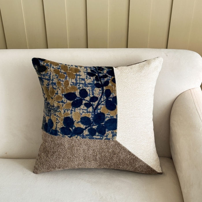 91家纺网 家纺一手货源 找家纺 （总）新奇异 2025新款雪尼尔三拼水墨叶抱枕