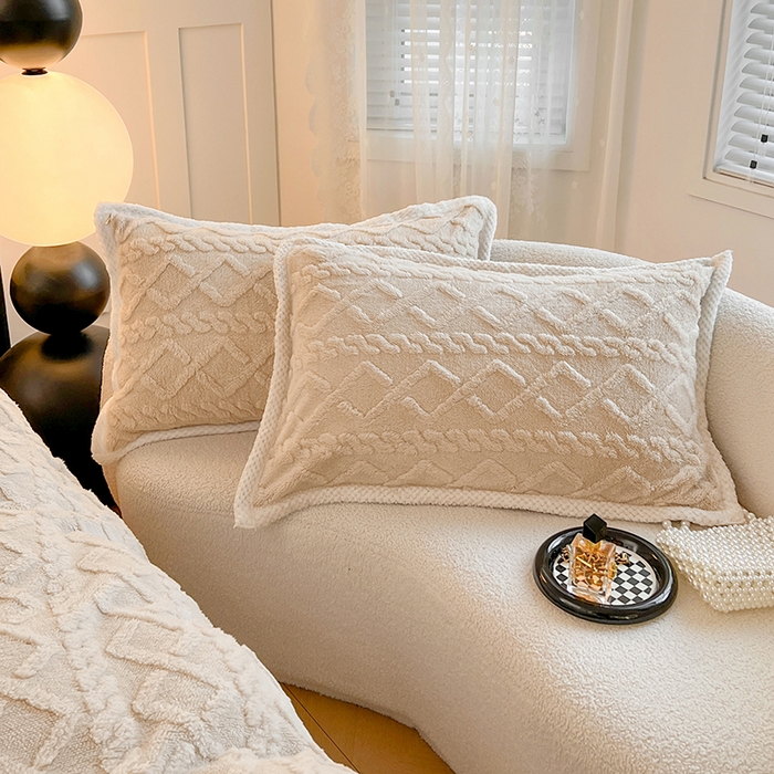 91家纺网 家纺一手货源 找家纺 悦织湾家纺 轻奢塔芙绒菱形格纯色牛奶绒四件套2025新款床上用品加厚保暖4件套 奶丝米