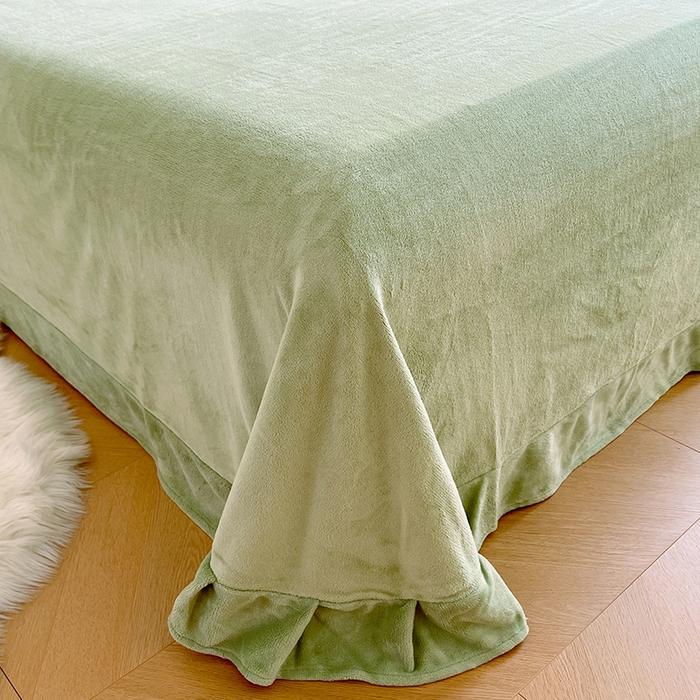 91家纺网 家纺一手货源 找家纺 悦织湾家纺 轻奢塔芙绒菱形格纯色牛奶绒四件套2025新款床上用品加厚保暖4件套 曼巴绿