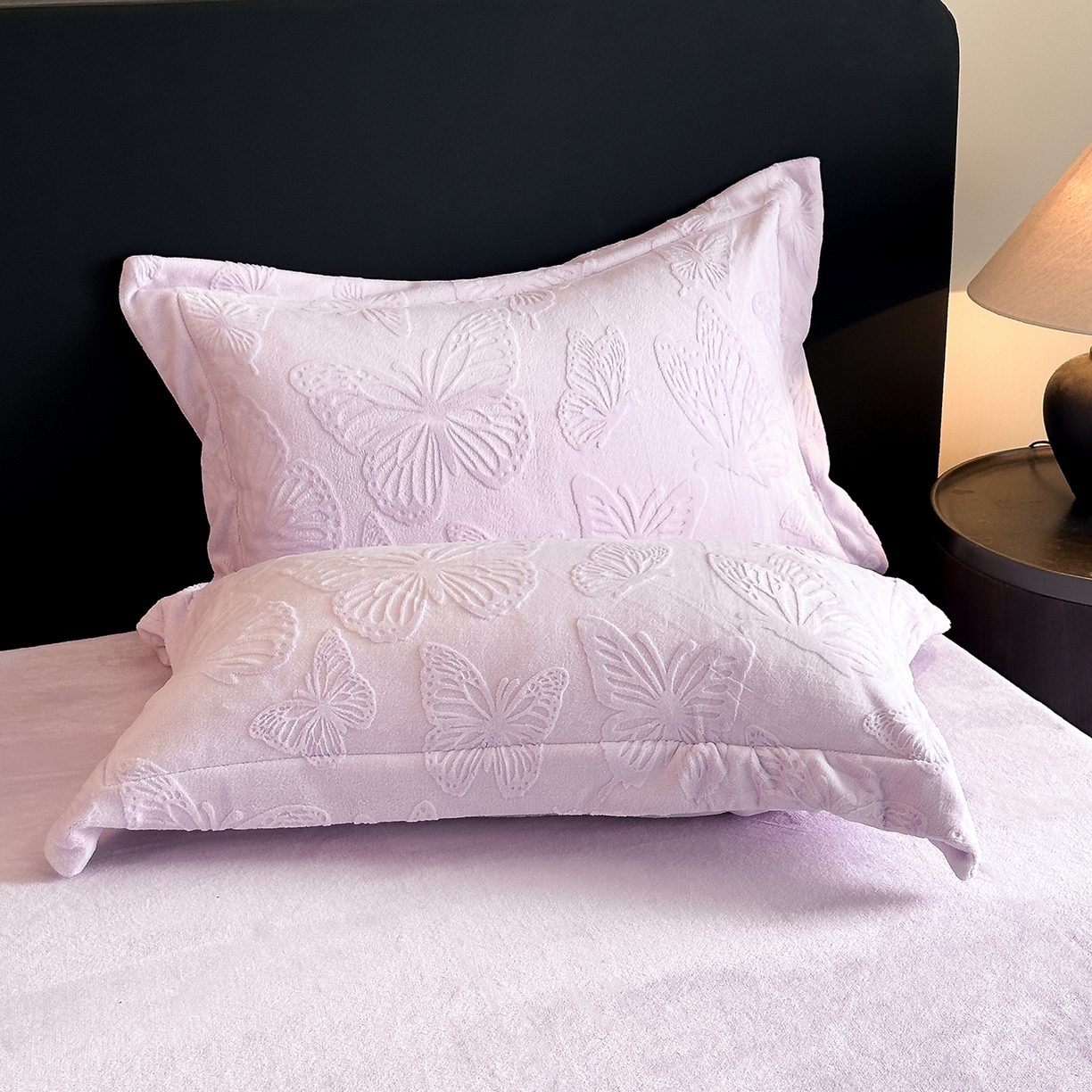 91家纺网 家纺一手货源 找家纺 金阳光家纺 2025新款A类立体雕花牛奶绒轻奢风牛奶绒四件套-梦蝶 梦蝶-紫