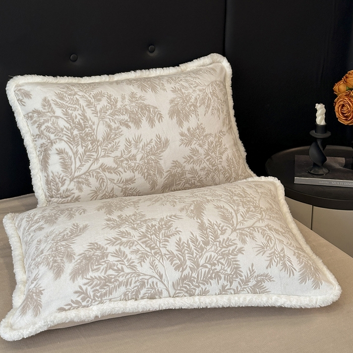 91家纺网 家纺一手货源 找家纺 （总）金阳光家纺 2025新款A类雕花绒兔毛包边牛奶绒四件套