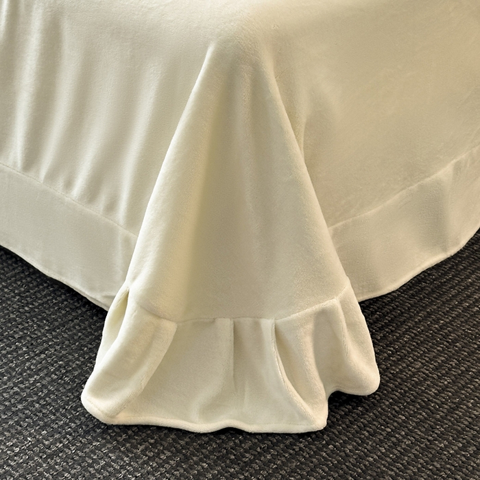 91家纺网 家纺一手货源 找家纺 金阳光家纺 2025新款A类雕花绒兔毛包边牛奶绒四件套 乐枝-浅绿