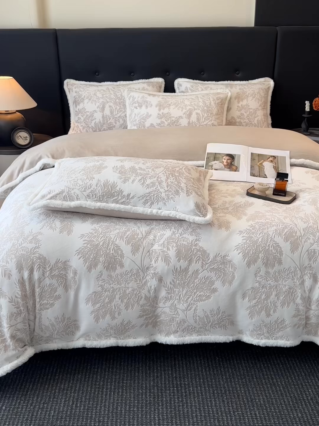 91家纺网 家纺一手货源 找家纺 （总）金阳光家纺 2025新款A类雕花绒兔毛包边牛奶绒四件套