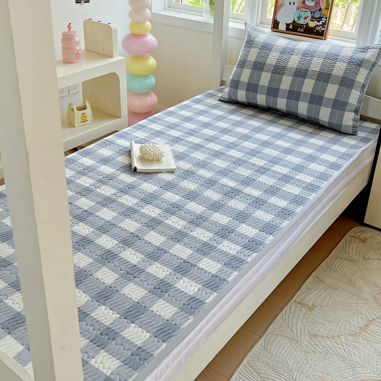 91家纺网 家纺一手货源 找家纺 （总）乐野家居 2025热款学生床全棉色织水洗棉夹棉多功能床垫-床盖