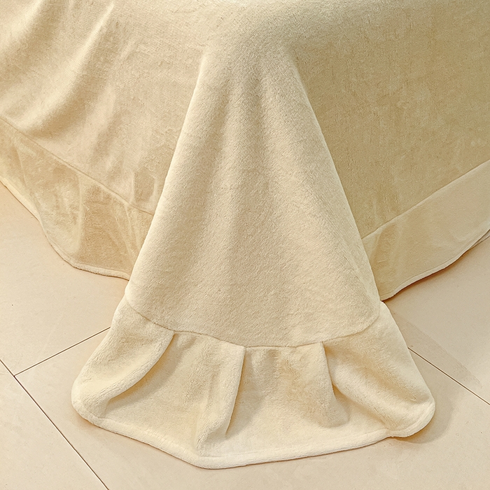 91家纺网 家纺一手货源 找家纺 （总）金阳光家纺 2025新款A类花边款法式风立体雕花牛奶绒四件套-慕斯系列