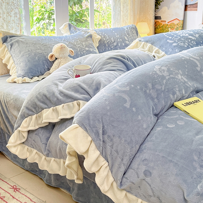 91家纺网 家纺一手货源 找家纺 （总）金阳光家纺 2025新款A类花边款法式风立体雕花牛奶绒四件套-慕斯系列