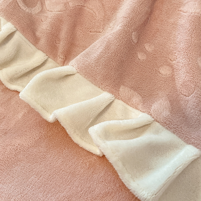 91家纺网 家纺一手货源 找家纺 金阳光家纺 2025新款A类花边款法式风立体雕花牛奶绒四件套-慕斯系列 慕斯-粉色