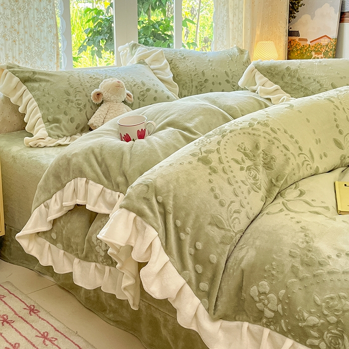 金阳光家纺 2025新款A类花边款法式风立体雕花牛奶绒四件套-慕斯系列 慕斯-绿色
