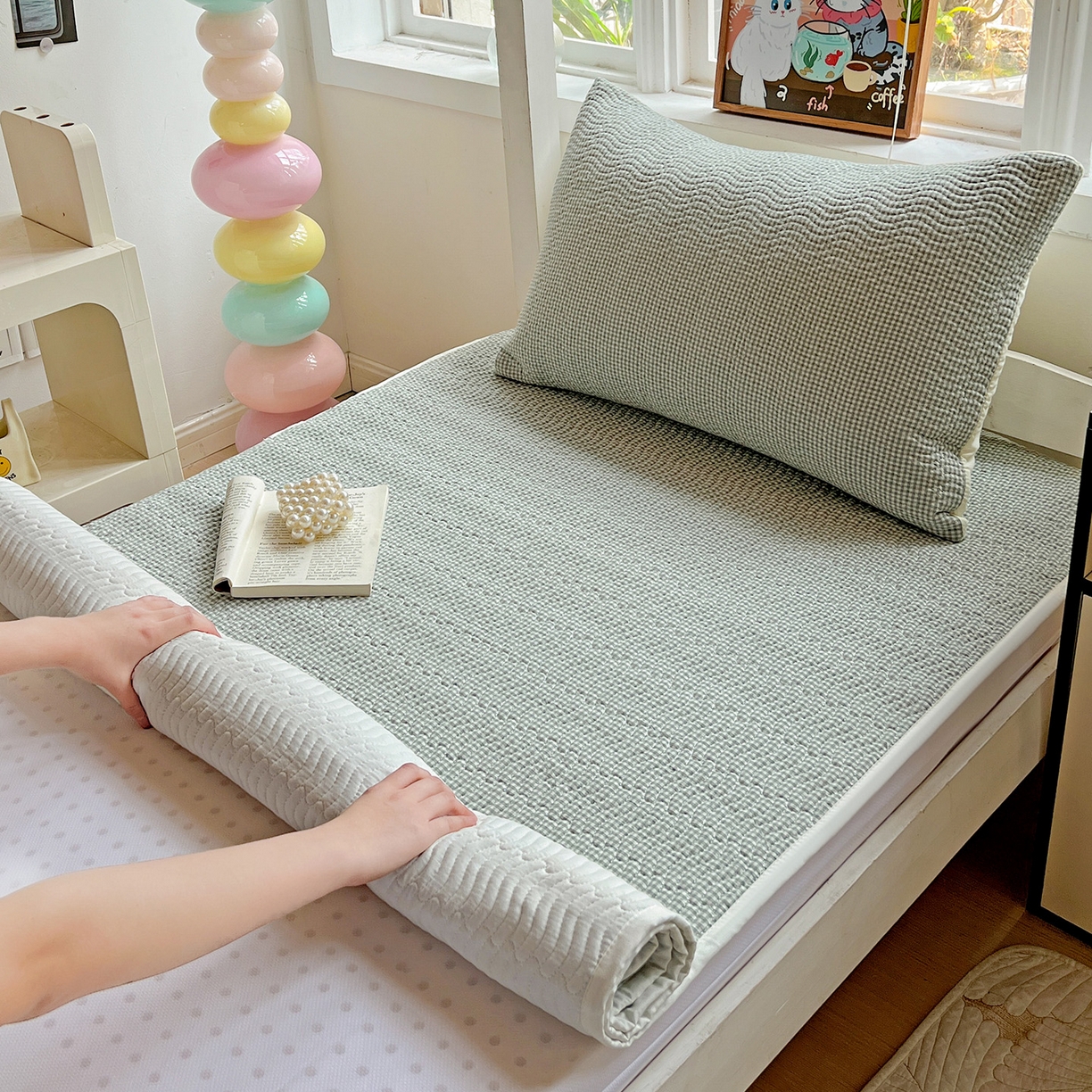 91家纺网 家纺一手货源 找家纺 （总）乐野家居 2025热款学生床全棉色织水洗棉夹棉多功能床垫-床盖