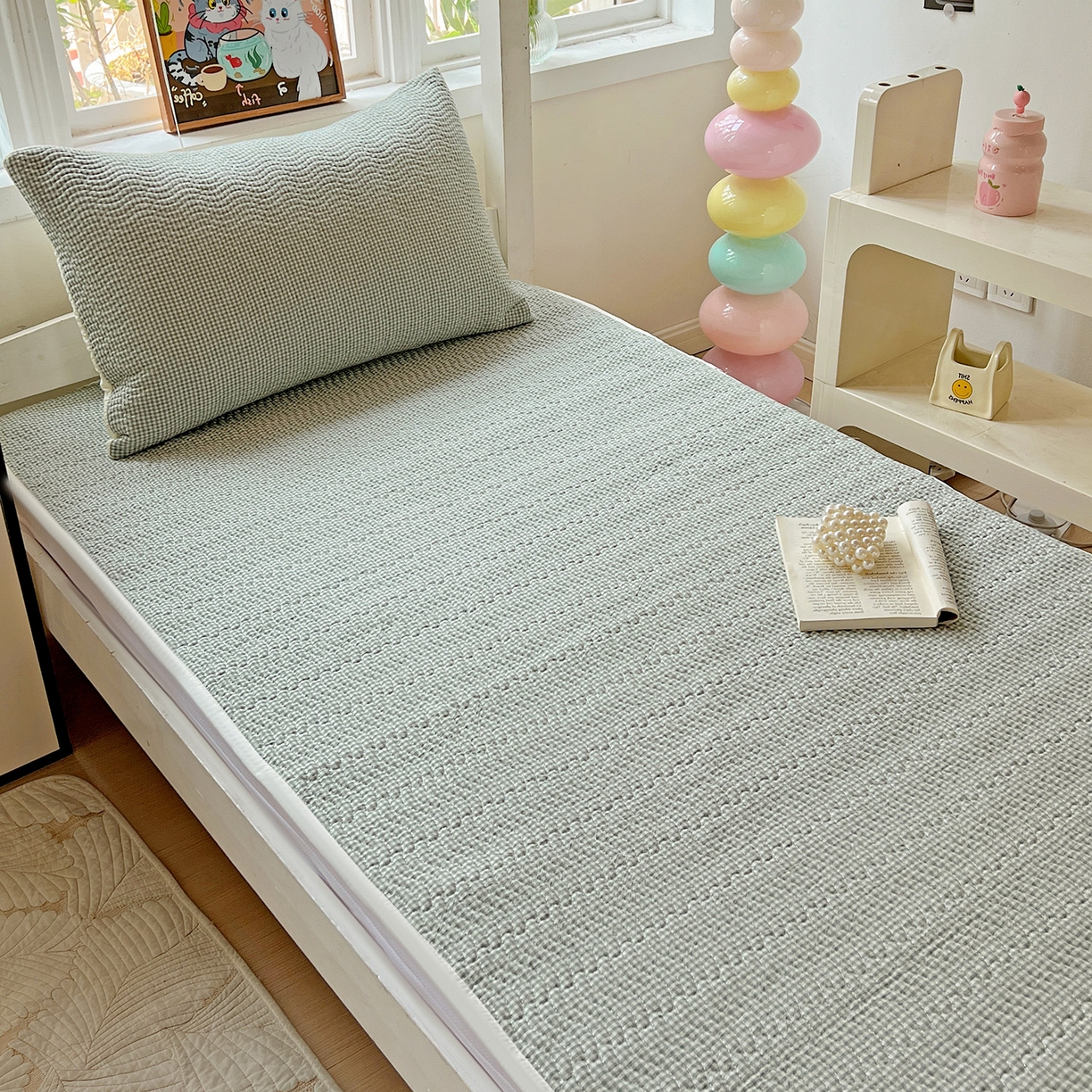 91家纺网 家纺一手货源 找家纺 乐野家居 2025热款学生床全棉色织水洗棉夹棉多功能床垫-床盖 密格绿