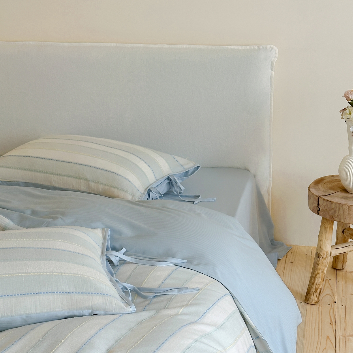 91家纺网 家纺一手货源 找家纺 小春日和 2025新款纯棉水洗提花四件套全棉中性风三件套穿绳工艺被套民宿床单加大被套1.8纯色床笠-醒春系列 醒春 蓝