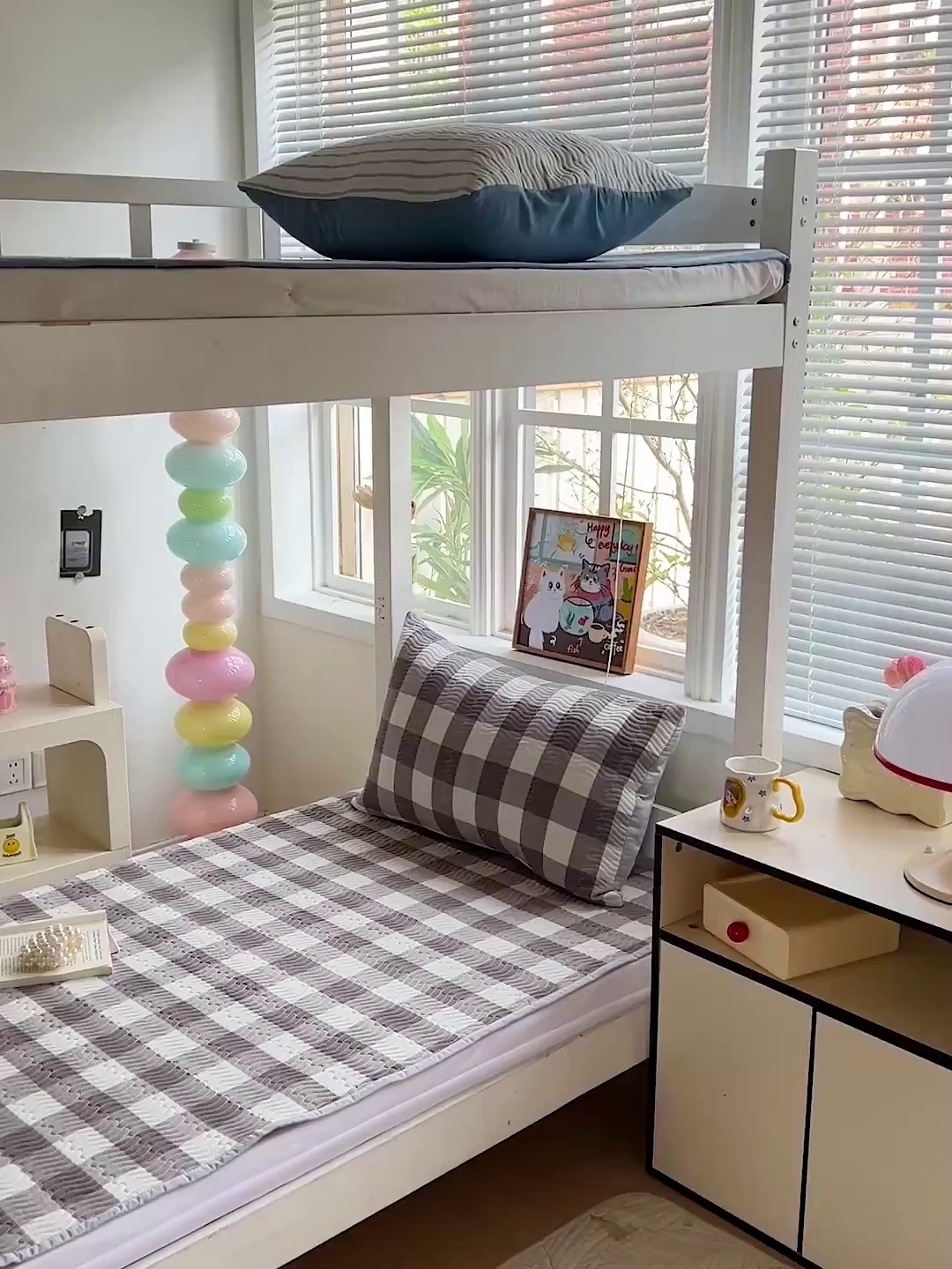 91家纺网 家纺一手货源 找家纺 乐野家居 2025热款学生床全棉色织水洗棉夹棉多功能床垫-床盖 灰中格