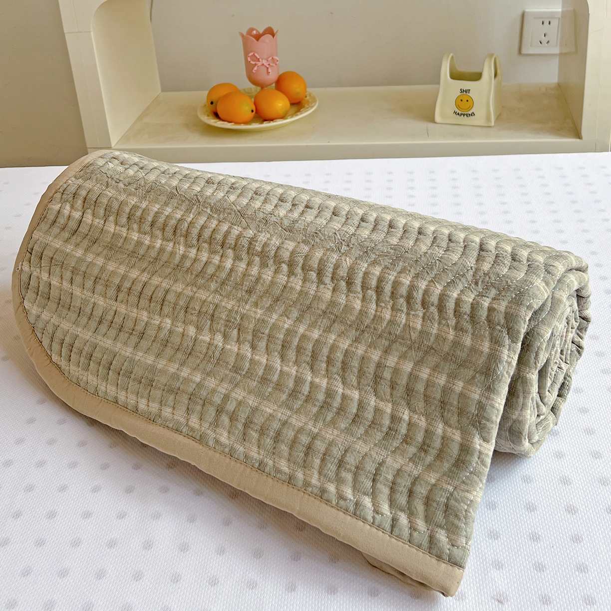 91家纺网 家纺一手货源 找家纺 乐野家居 2025热款学生床全棉色织水洗棉夹棉多功能床垫-床盖 日落绿