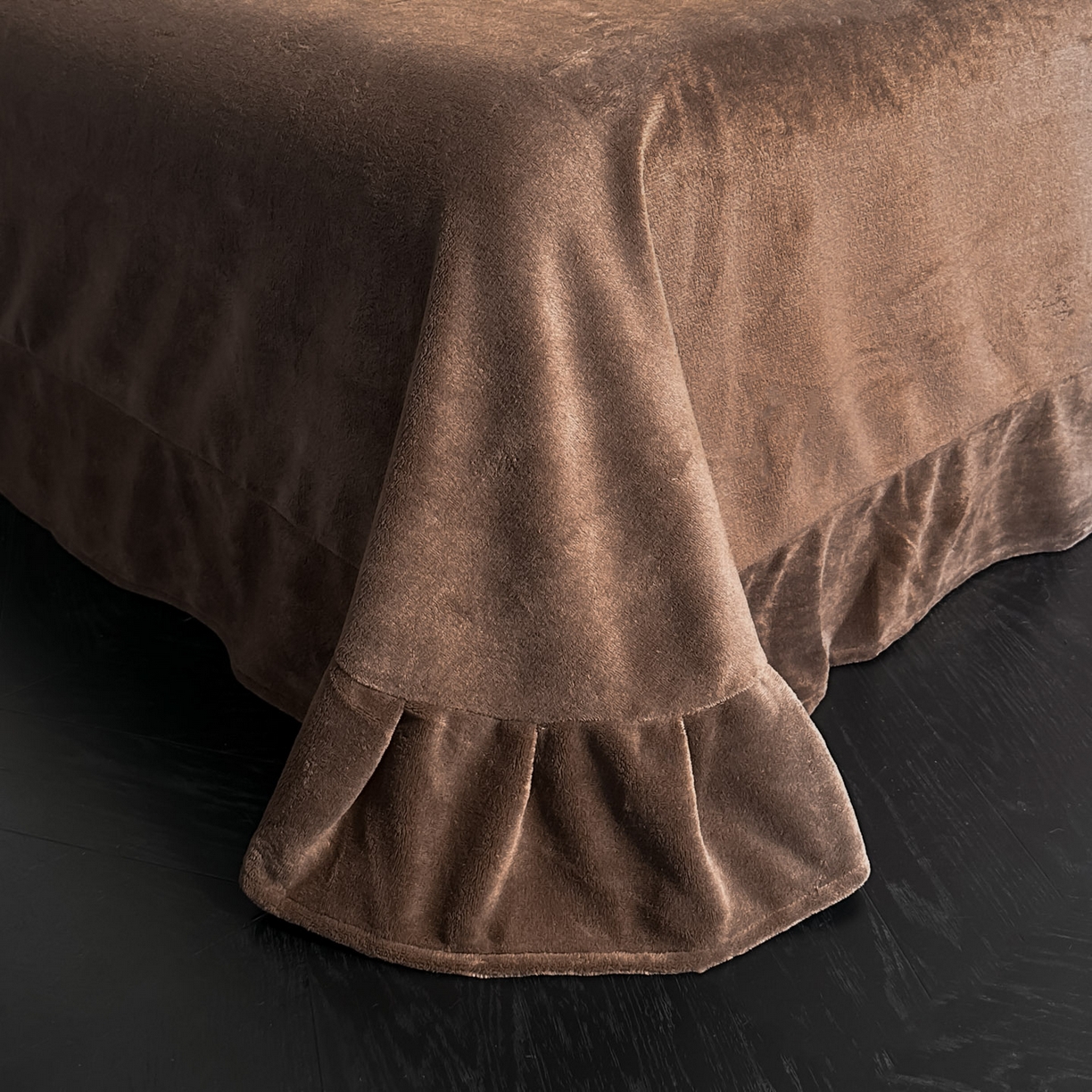 91家纺网 家纺一手货源 找家纺 米彩家纺 2025新款A类高克重兔毛绒印花雕花四件套-美拉德-美拉德系列系列 美拉德-千鸟格咖