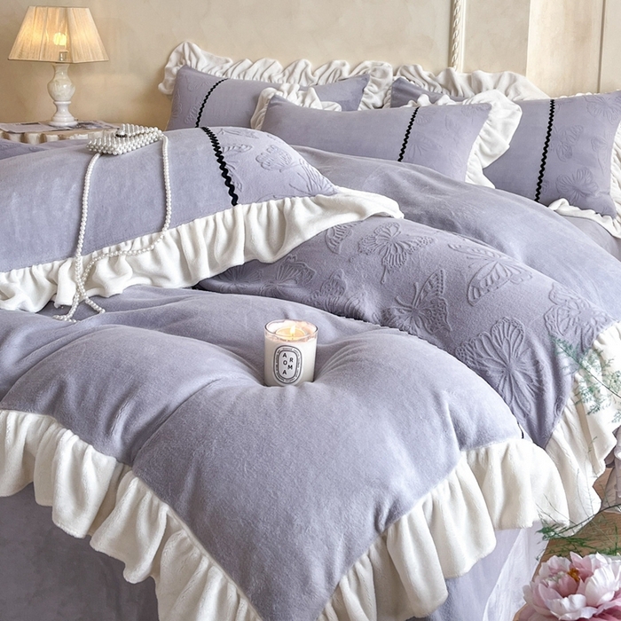 91家纺网 家纺一手货源 找家纺 （总）米彩家纺 2025新款A类牛奶绒雕花四件套-洛丽塔