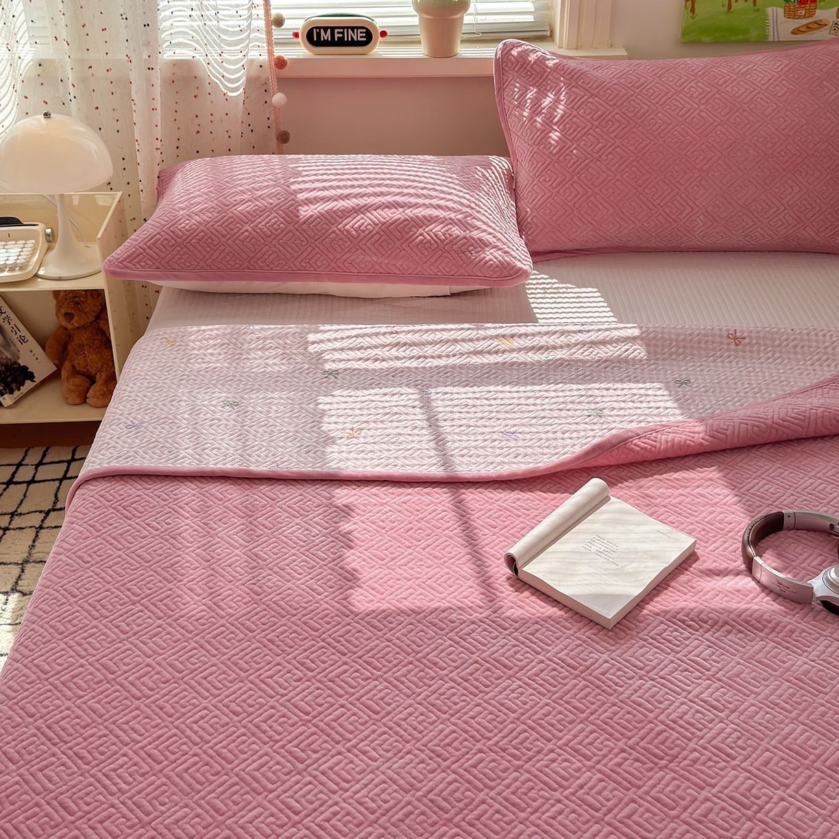 91家纺网 家纺一手货源 找家纺 （总）美优兰 2025新款棉加绒高温砂洗夹棉单床盖 床盖单件