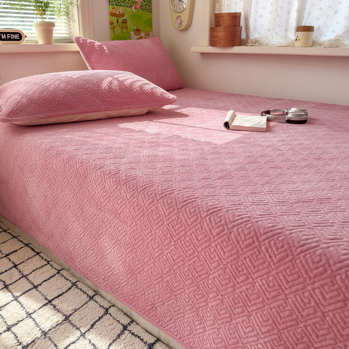 91家纺网 家纺一手货源 找家纺 （总）美优兰 2025新款棉加绒高温砂洗夹棉单床盖 床盖单件