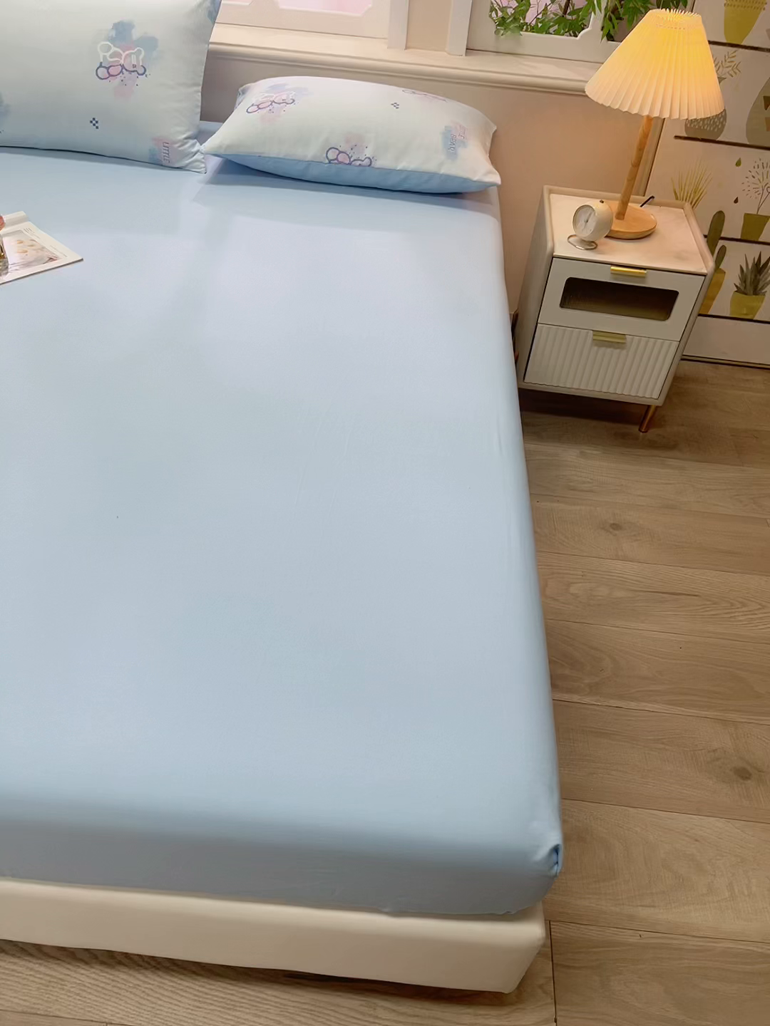 91家纺网 家纺一手货源 找家纺 亦帆枕芯 2025新款水洗棉单床笠单品床笠床笠单件床笠三件套 幻彩小熊-蓝