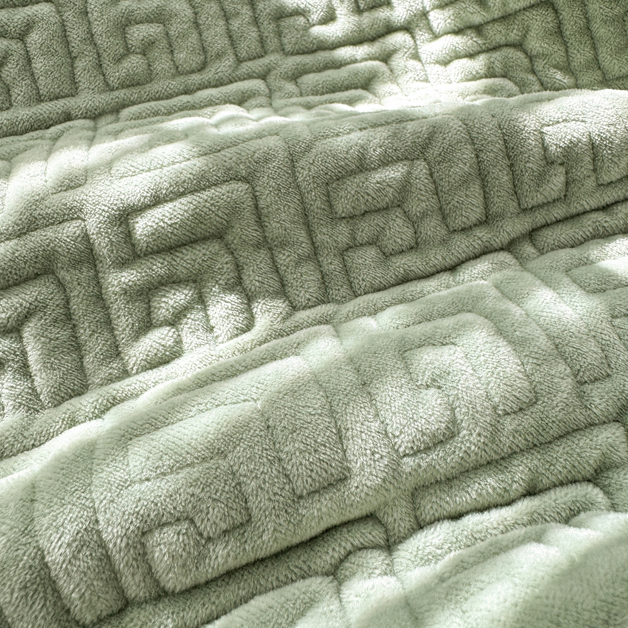 91家纺网 家纺一手货源 找家纺 美优兰 2025新款棉加绒高温砂洗夹棉单床盖 床盖单件 暖阳-草绿