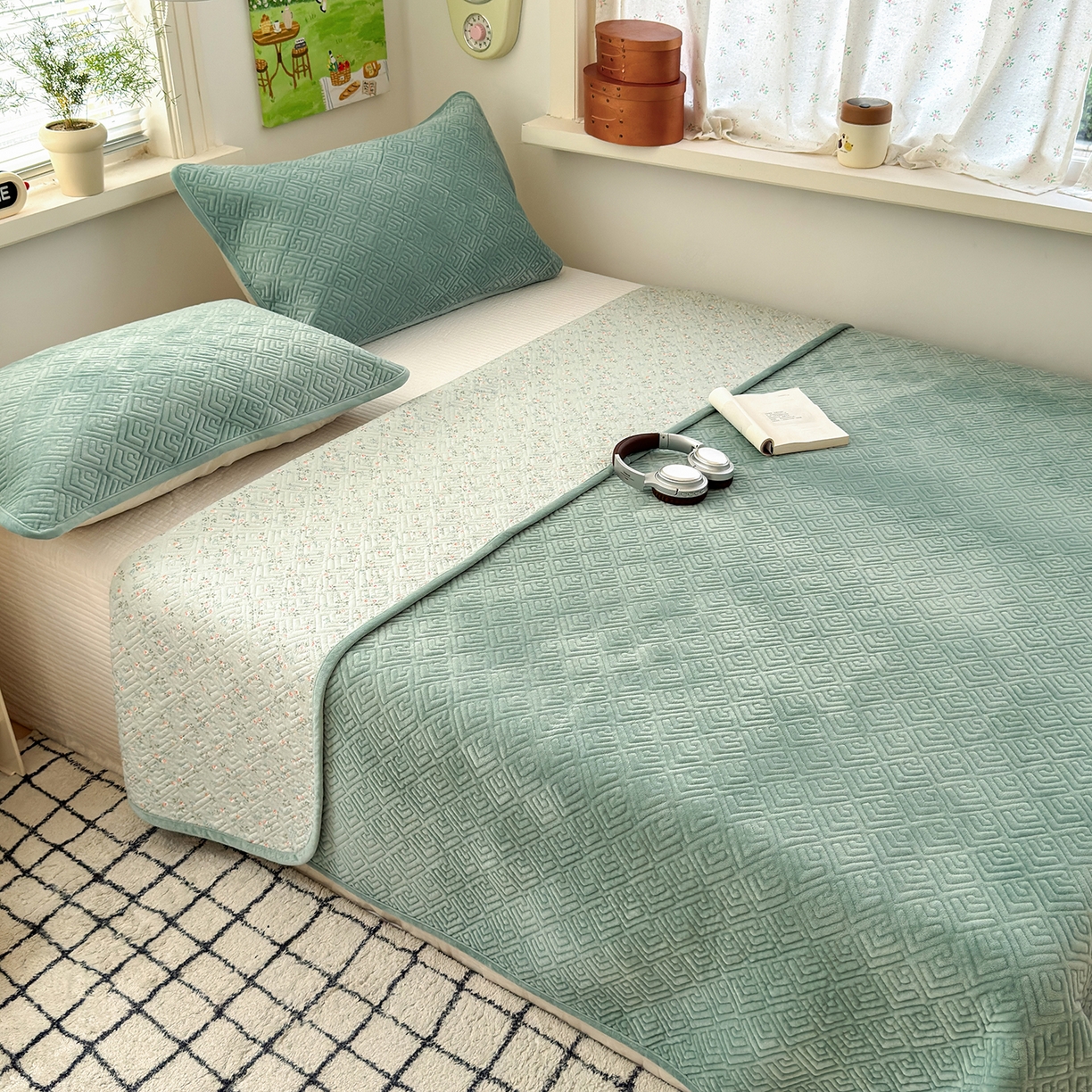 91家纺网 家纺一手货源 找家纺 美优兰 2025新款棉加绒高温砂洗夹棉单床盖 床盖单件 暖阳-豆绿