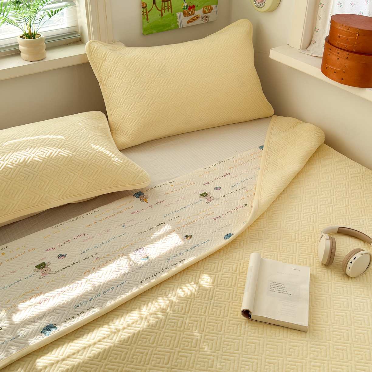 91家纺网 家纺一手货源 找家纺 美优兰 2025新款棉加绒高温砂洗夹棉单床盖 床盖单件 暖阳-米黄