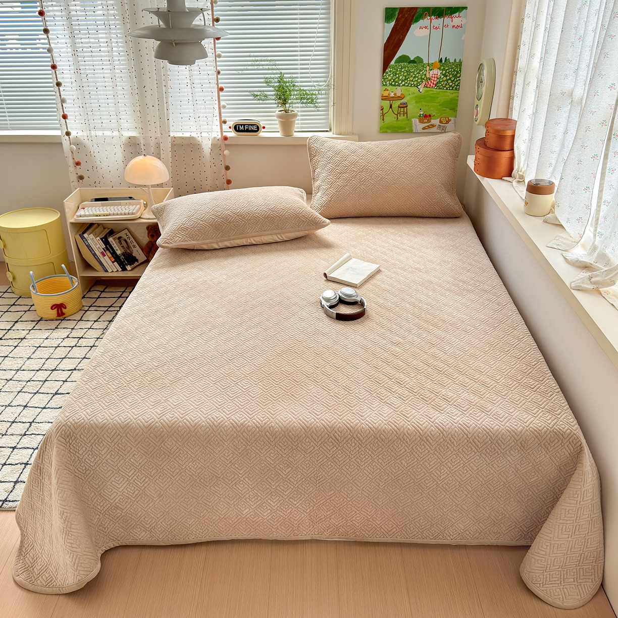 91家纺网 家纺一手货源 找家纺 美优兰 2025新款棉加绒高温砂洗夹棉单床盖 床盖单件 暖阳-米驼