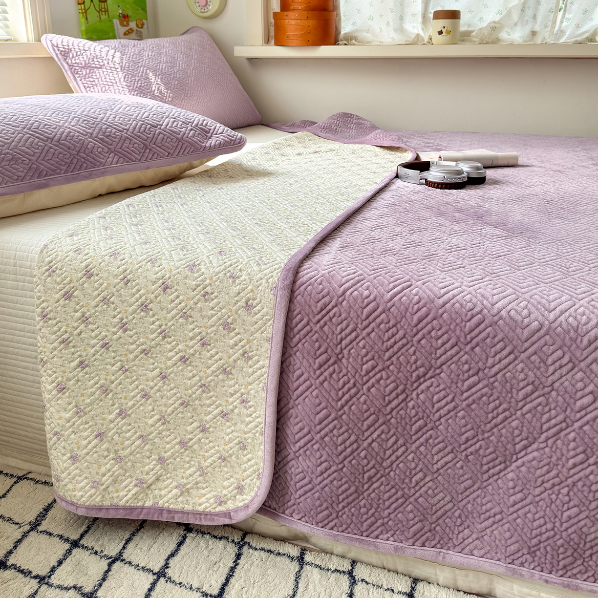 91家纺网 家纺一手货源 找家纺 美优兰 2025新款棉加绒高温砂洗夹棉单床盖 床盖单件 暖阳-紫薯