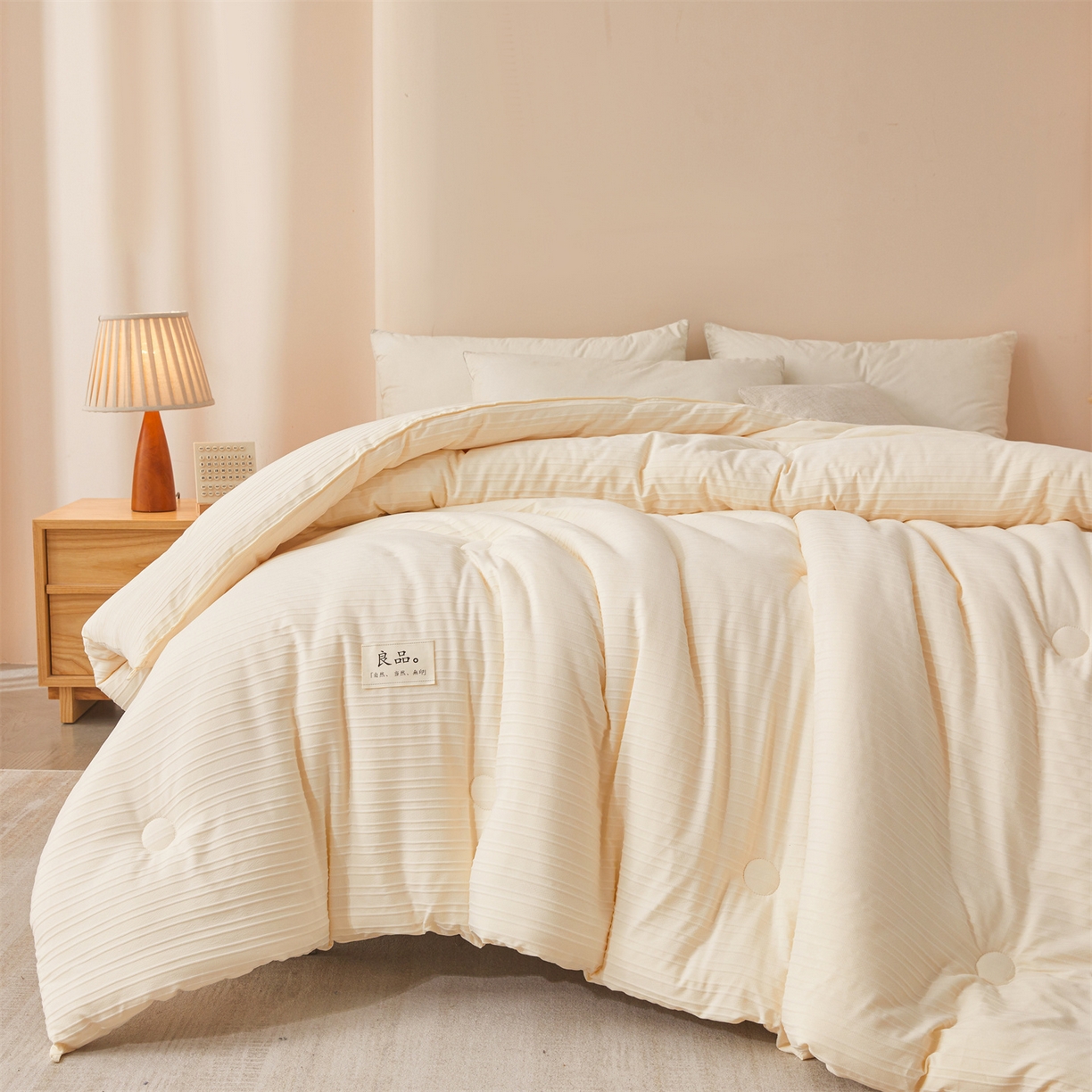 91家纺网 家纺一手货源 找家纺 （总）易博家纺 2025新款无印风良品类提花竖条泡泡纱被冬被被芯春秋被空调被