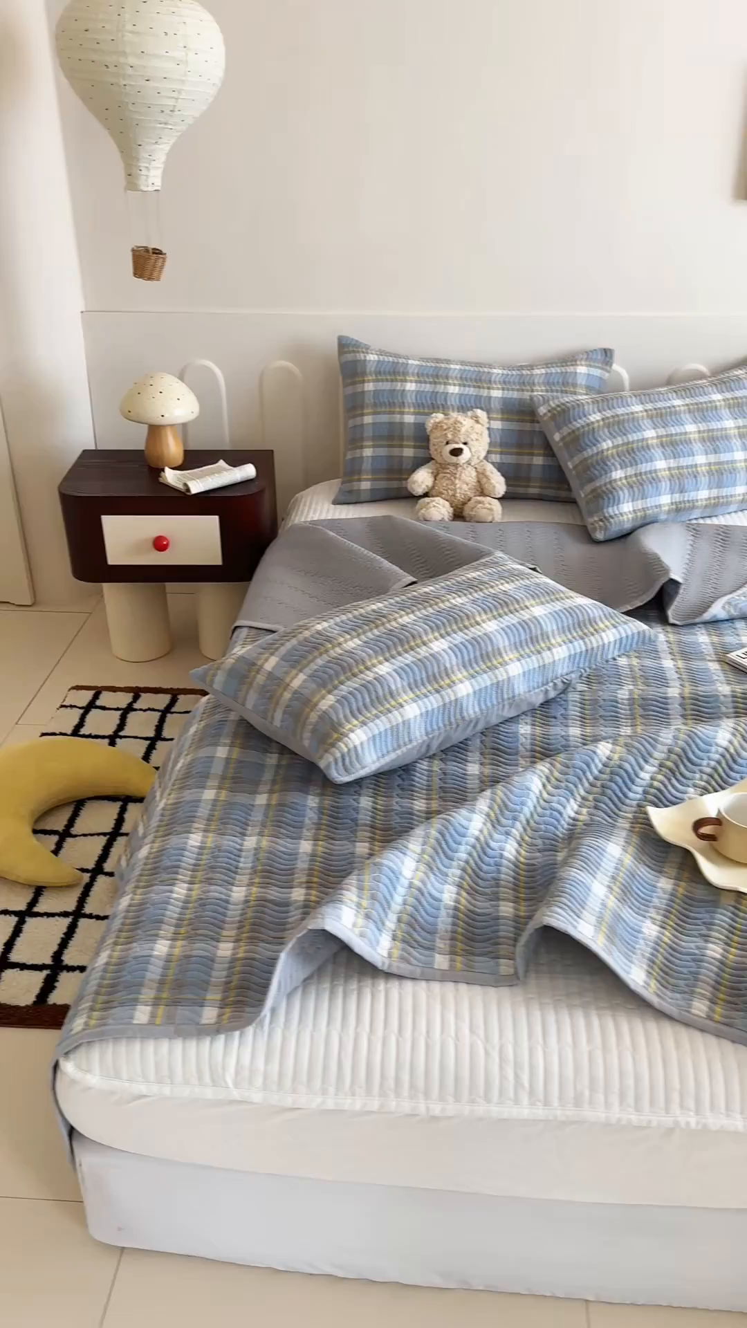 91家纺网 家纺一手货源 找家纺 乐野家居 2025新款A类全棉水洗棉夹棉床盖三件套 简兮兰