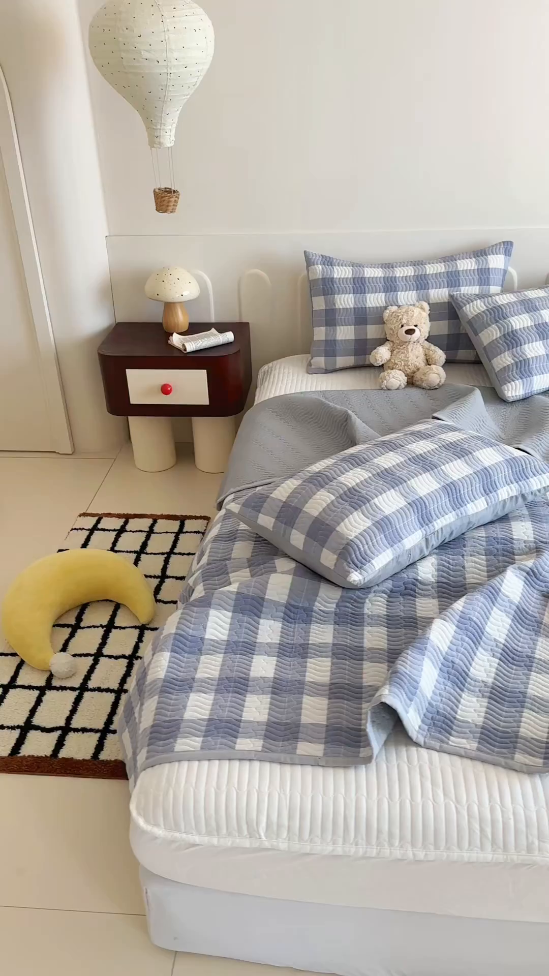 91家纺网 家纺一手货源 找家纺 乐野家居 2025新款A类全棉水洗棉夹棉床盖三件套 半夏兰