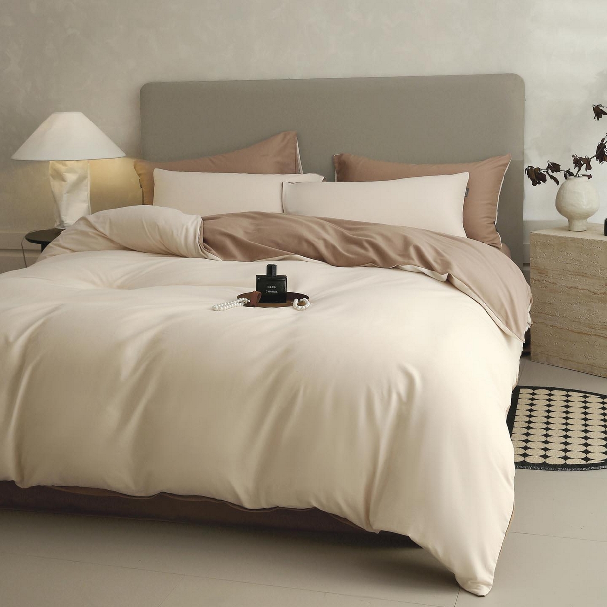 91家纺网 家纺一手货源 找家纺 宜家坊 2025新款A类60支长绒棉纯色磨毛四件套 云纱可可