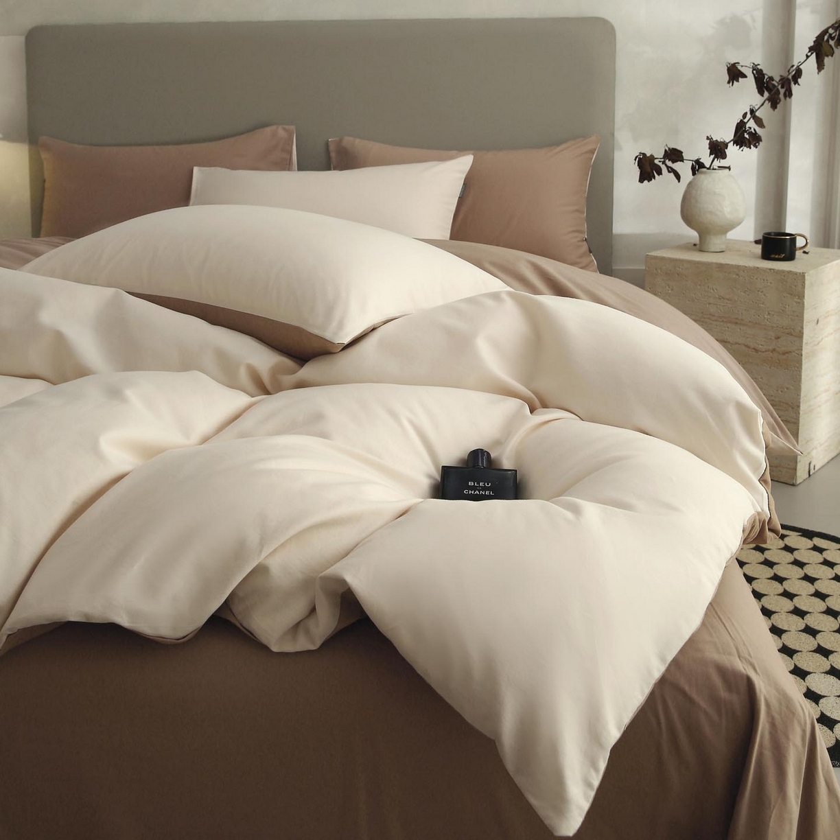 91家纺网 家纺一手货源 找家纺 宜家坊 2025新款A类60支长绒棉纯色磨毛四件套 云纱可可