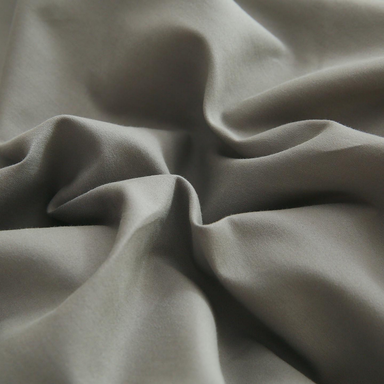 91家纺网 家纺一手货源 找家纺 宜家坊 2025新款A类60支长绒棉纯色磨毛四件套 烟墨灰