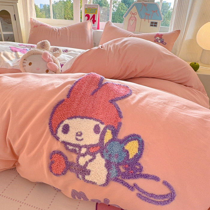 91家纺网 家纺一手货源 找家纺 艾特你 2025新款三丽鸥水洗云朵棉毛巾绣四件套-三丽鸥 飞行美乐