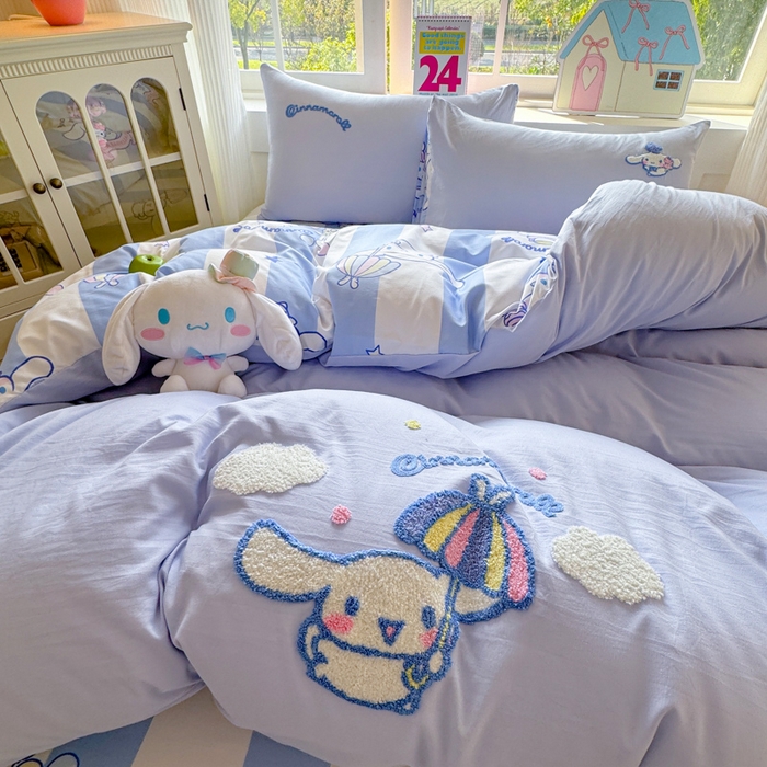 91家纺网 家纺一手货源 找家纺 艾特你 2025新款三丽鸥水洗云朵棉毛巾绣四件套-三丽鸥 蓝天小狗