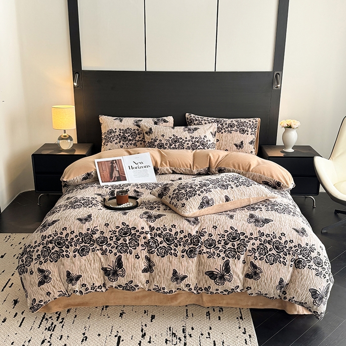 91家纺网 家纺一手货源 找家纺 （总）卡罗兰 2025新款雕花烂花牛奶绒套件-缠花枝系列