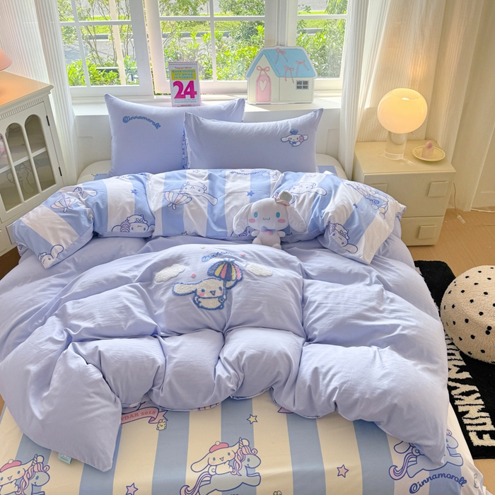 91家纺网 家纺一手货源 找家纺 艾特你 2025新款三丽鸥水洗云朵棉毛巾绣四件套-三丽鸥 蓝天小狗