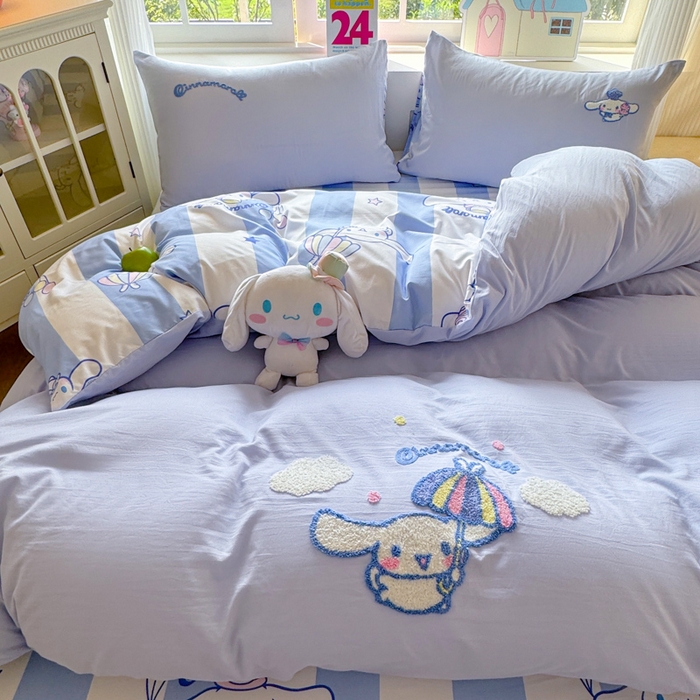 91家纺网 家纺一手货源 找家纺 艾特你 2025新款三丽鸥水洗云朵棉毛巾绣四件套-三丽鸥 蓝天小狗