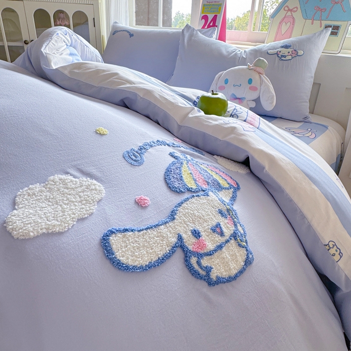 91家纺网 家纺一手货源 找家纺 艾特你 2025新款三丽鸥水洗云朵棉毛巾绣四件套-三丽鸥 蓝天小狗