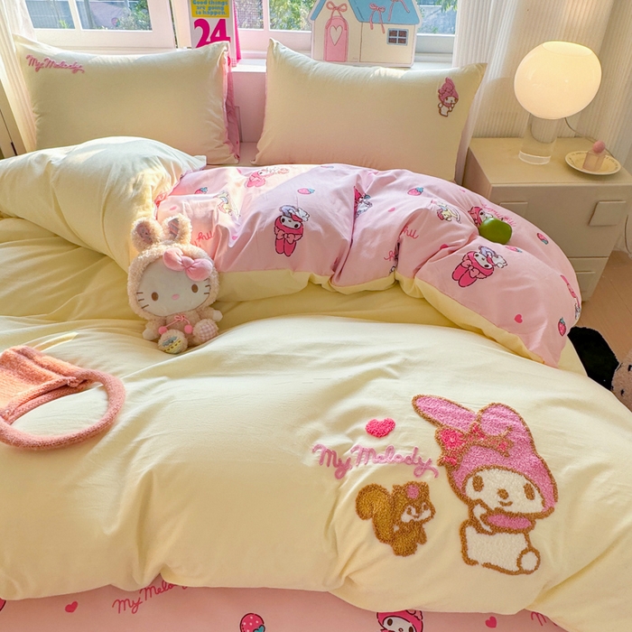 91家纺网 家纺一手货源 找家纺 艾特你 2025新款三丽鸥水洗云朵棉毛巾绣四件套-三丽鸥 松鼠美乐-黄