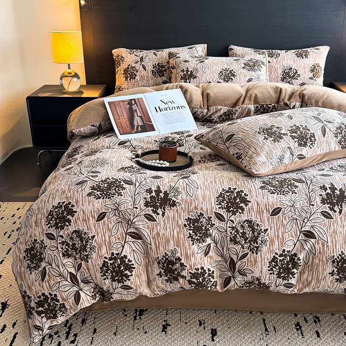 91家纺网 家纺一手货源 找家纺 卡罗兰 2025新款雕花烂花牛奶绒套件-缠花枝系列 缠花枝-绣球