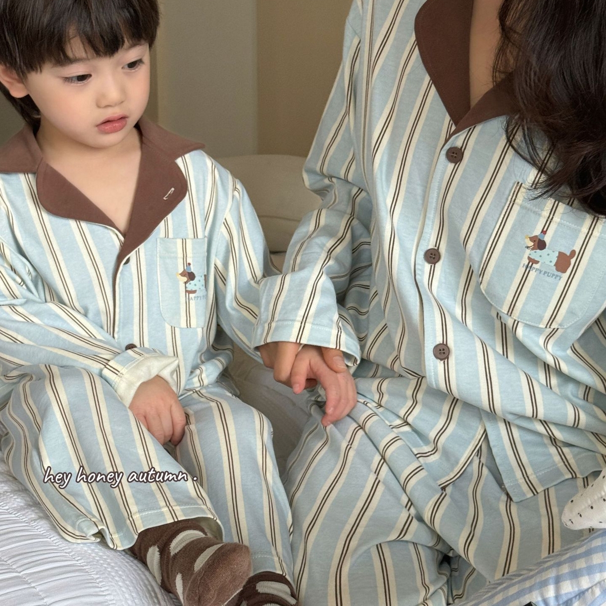 91家纺网 家纺一手货源 找家纺 （总）【只代发】2025新款母子大小卷 Hey honey儿童亲子款舒适棉毛针织家居服套装秋冬睡衣一件代发