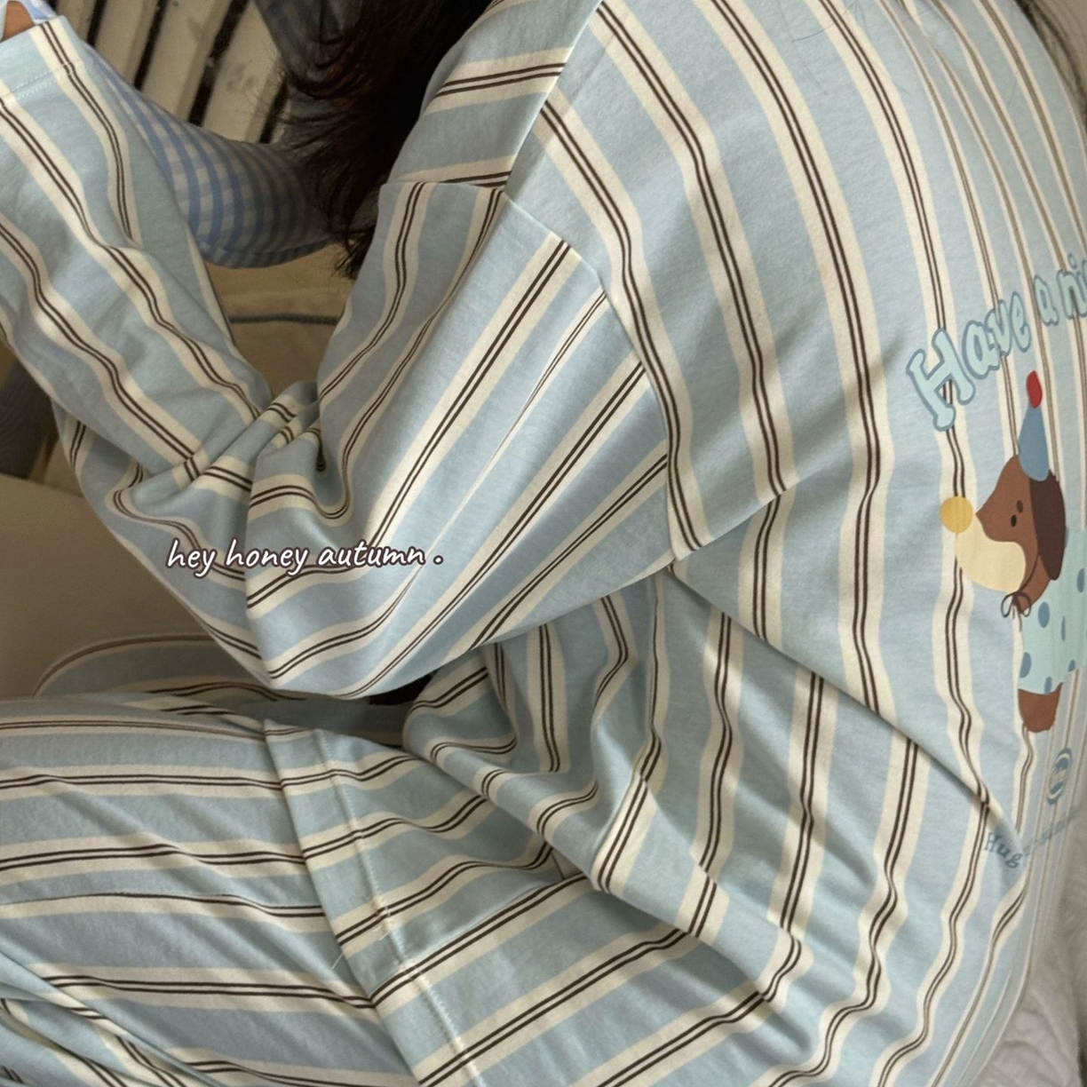 91家纺网 家纺一手货源 找家纺 2025新款母子大小卷 Hey honey儿童亲子款舒适棉毛针织家居服套装秋冬睡衣一件代发 ls804