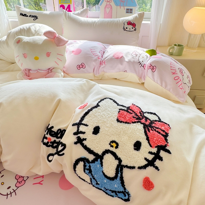 91家纺网 家纺一手货源 找家纺 艾特你 2025新款三丽鸥水洗云朵棉毛巾绣四件套-三丽鸥 甜心Kitty-白