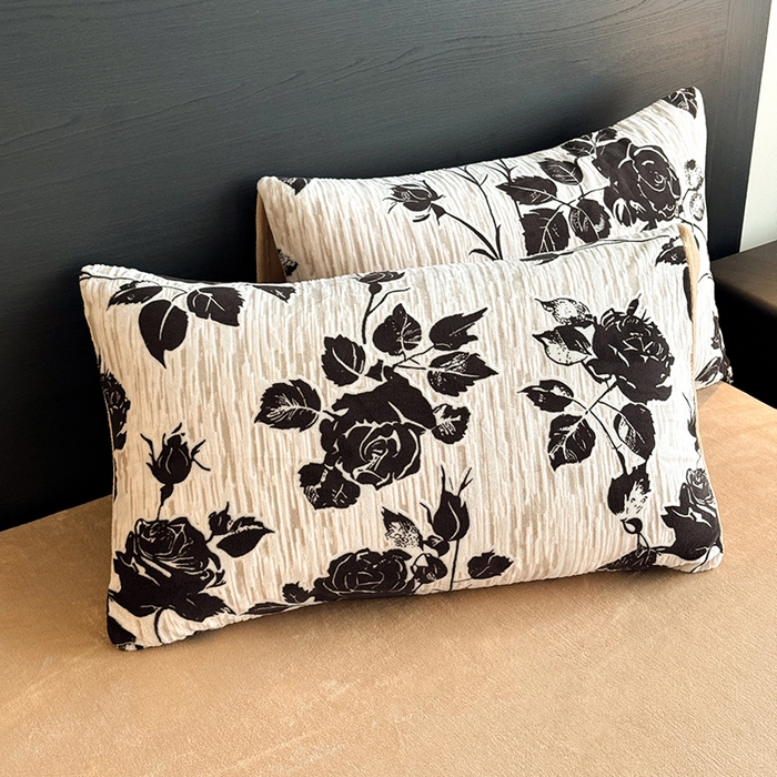 91家纺网 家纺一手货源 找家纺 卡罗兰 2025新款雕花烂花牛奶绒套件-缠花枝系列 缠花枝-蔷薇