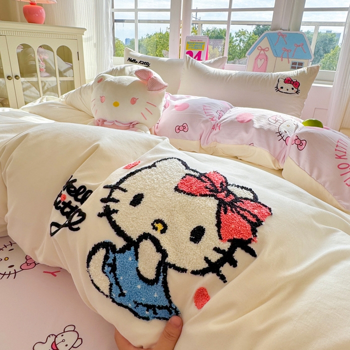 91家纺网 家纺一手货源 找家纺 艾特你 2025新款三丽鸥水洗云朵棉毛巾绣四件套-三丽鸥 甜心Kitty-白