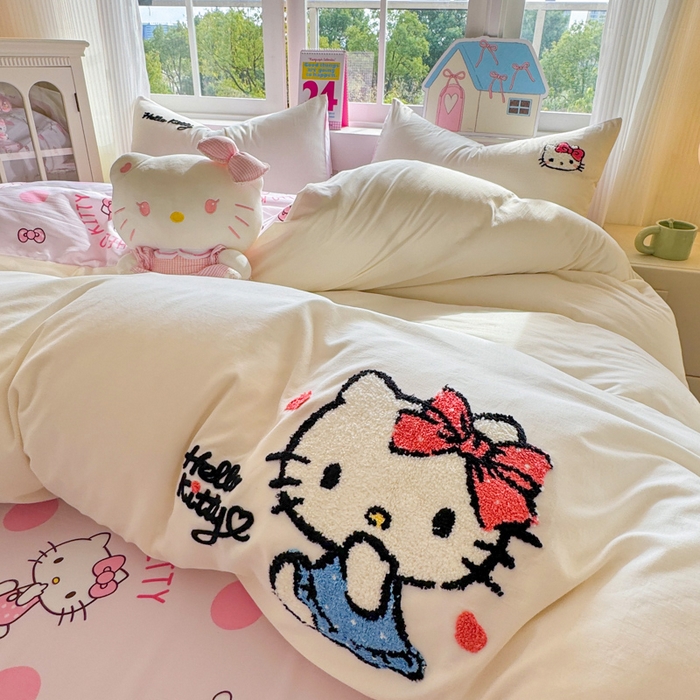 91家纺网 家纺一手货源 找家纺 艾特你 2025新款三丽鸥水洗云朵棉毛巾绣四件套-三丽鸥 甜心Kitty-白
