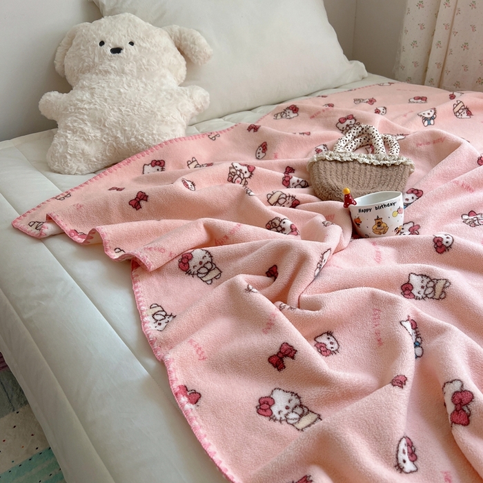 91家纺网 家纺一手货源 找家纺 萝莉家纺 2025新款四季多功能双面宝宝绒暖肤毯米粒绒毛毯 小猫粉