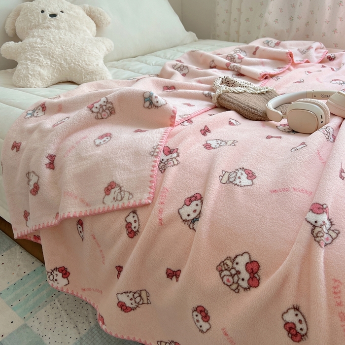 91家纺网 家纺一手货源 找家纺 萝莉家纺 2025新款四季多功能双面宝宝绒暖肤毯米粒绒毛毯 小猫粉