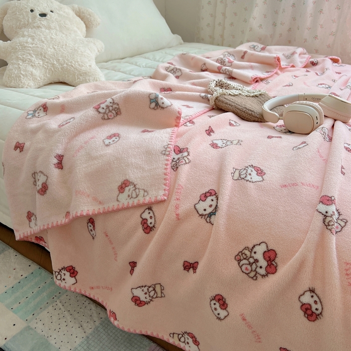 91家纺网 家纺一手货源 找家纺 萝莉家纺 2025新款四季多功能双面宝宝绒暖肤毯米粒绒毛毯 小猫粉